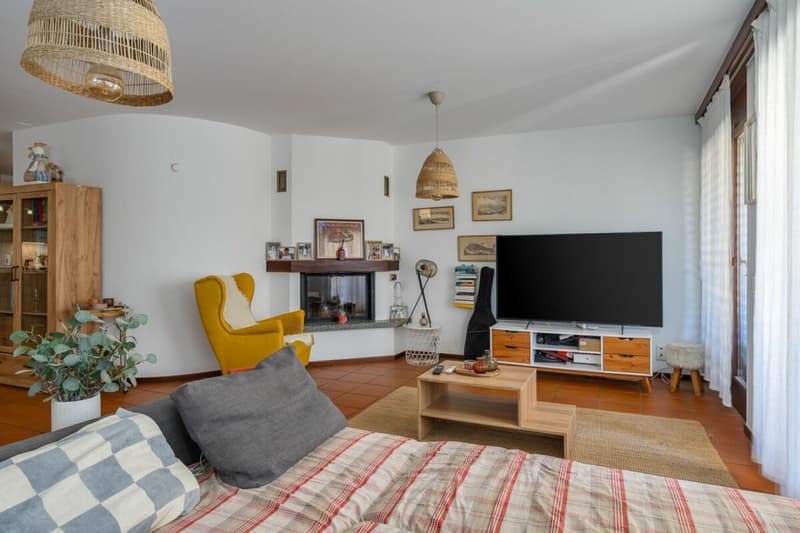 COLLINA D'ORO - CASA CON GIARDINO IN UNA DELLE ZONE PIÙ RICERCATE DEL LUGANESE (3)