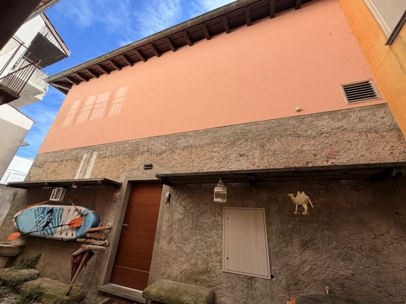 MELIDE · UNA CASA, UNA CANTINA STORICA E UNA COLLEZIONE DI VINI CHE RESTA (10)