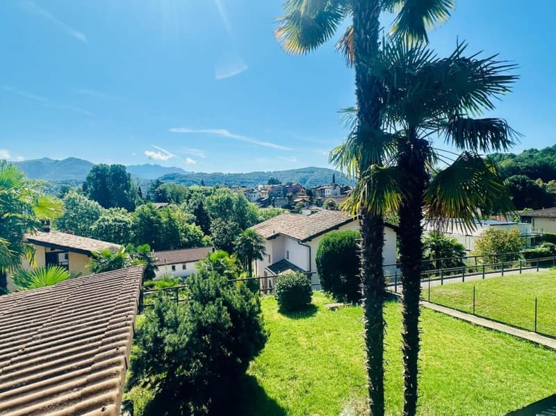 AGNO · CASA BIFAMILIARE CON GIARDINO IN ZONA RESIDENZIALE (9)