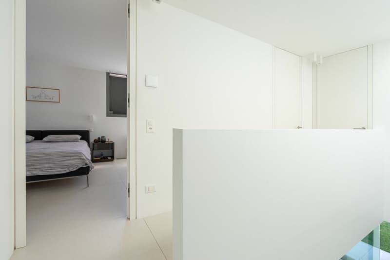 VILLA LUGANESE - VILLA MINERGIE CON PISCINA RISCALDATA E GIARDINO PRIVATO (11)