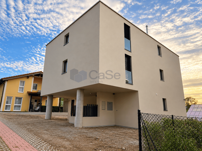 PREGASSONA - IN NUOVA COSTRUZIONE DI SOLE TRE UNITÀ - ELEGANZA, QUALITÀ E COMFORT (1)
