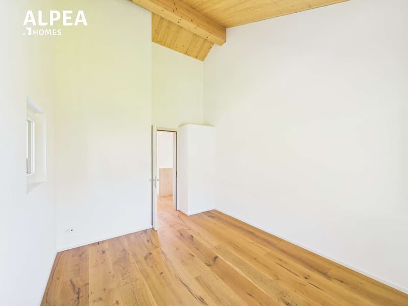 Single-family house with annex and panoramic view in Cumbel (Val Lumnezia) (11)