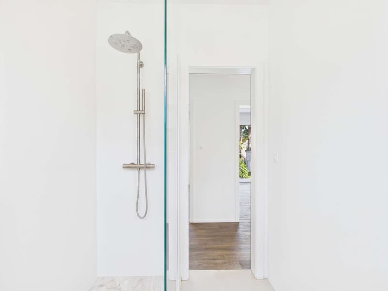 Two-family house in Ascona (10)