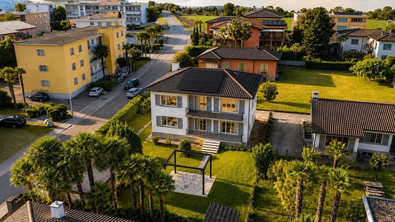 Two-family house in Ascona (1)
