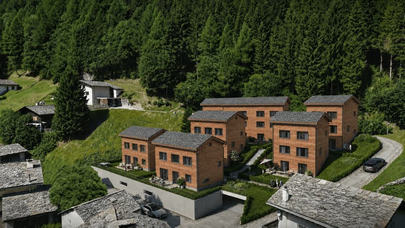 8 neue Einfamilienhäuser für den Erstwohnsitz. Zeitgemässer Holzbau, sorgfältig geplant im kleinen Ensemble Bim Chrützchappeli. (2)