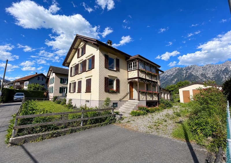 7.5-Zimmer-Einfamilienhaus mit Entwicklungspotenzial an zentraler Lage in Buchs SG (1)