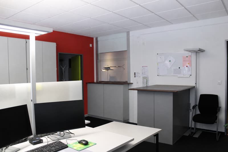 EG_Empfang_Administration_TT_Zentrale_26qm.png