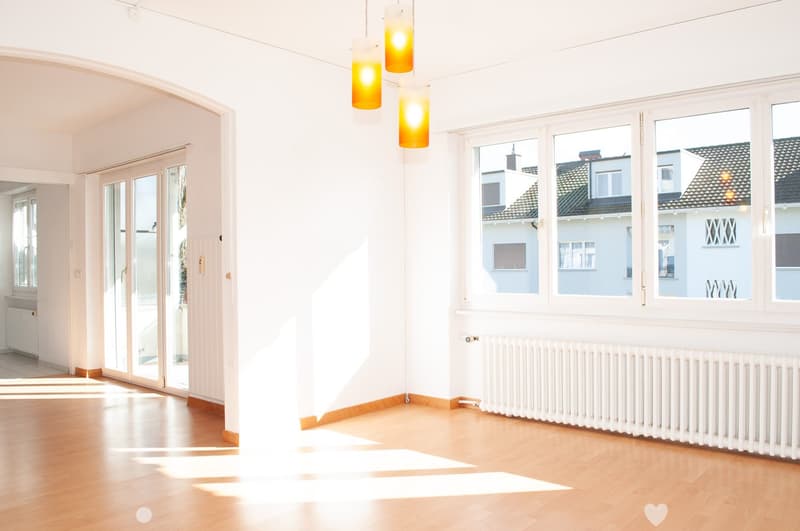 Charmante 4-Zimmer-Wohnung nahe des Zentrums Biel/Bienne (1)