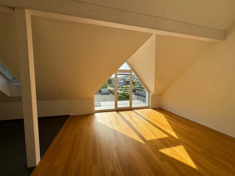 Charmante 4.5-Zimmer-Dachwohnung in Berg TG – Modern, ruhig und familienfreundlich (1)