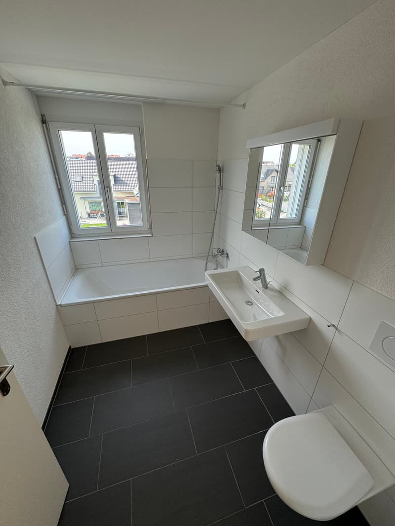 Charmante 4.5-Zimmer-Dachwohnung in Berg TG – Modern, ruhig und familienfreundlich (9)