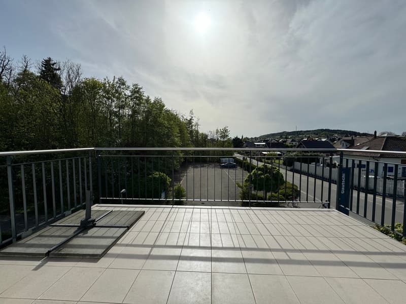 Charmante 4.5-Zimmer-Dachwohnung in Berg TG – Modern, ruhig und familienfreundlich (3)