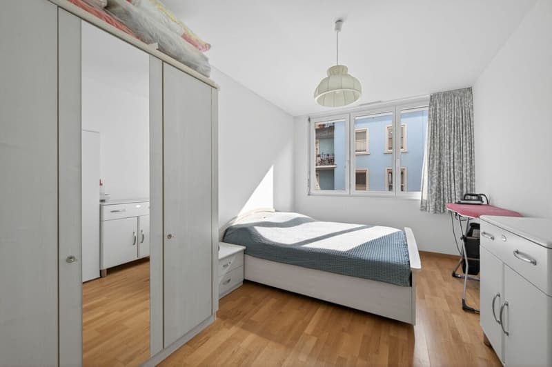 Your personal retreat with urban flair! (8)