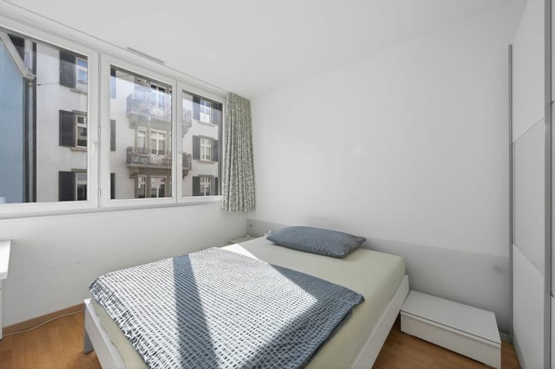 Your personal retreat with urban flair! (10)