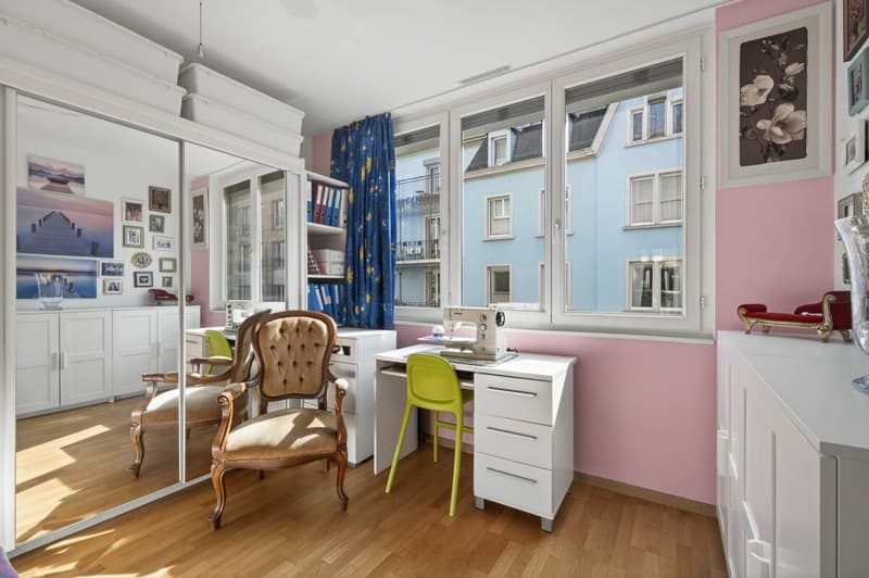 Your personal retreat with urban flair! (4)