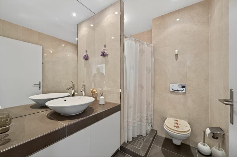 Your personal retreat with urban flair! (9)