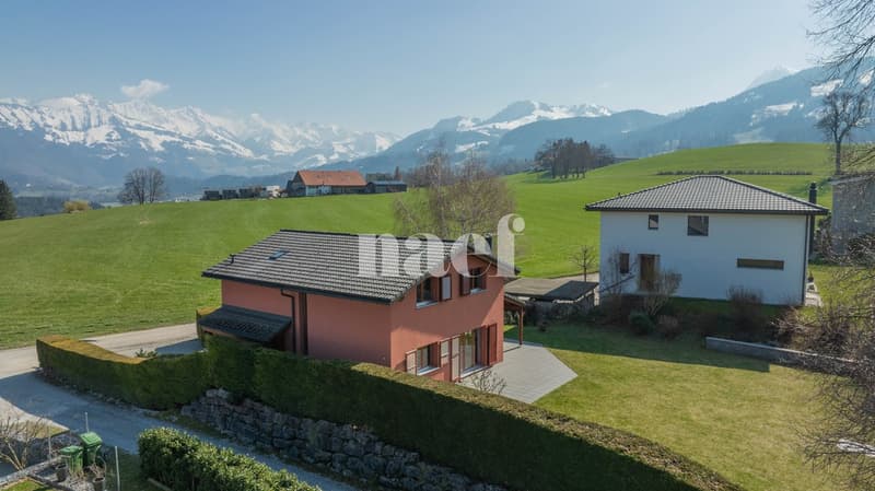 Detached house with 5.5 rooms and a view of the Préalpes and the Moléson for sale in La Tour-de-Trême (2)
