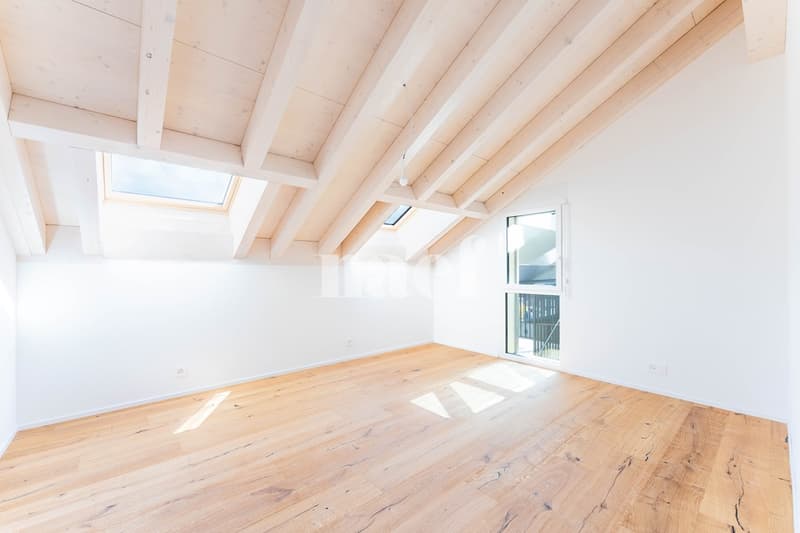 New 5.5-room duplex apartment with large balcony for sale in Prévonloup (4)