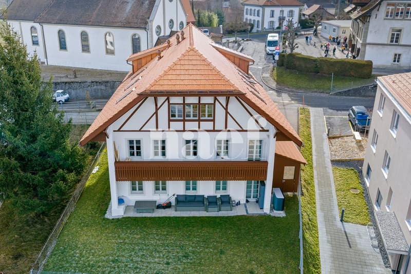 Edificio locativo completamente ristrutturato con 5 appartamenti in vendita a Vuisternens-en-Ogoz (1)
