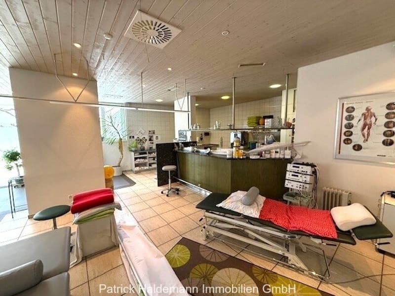 Vielseitig nutzbare Gewerbefläche im Dorfzentrum (8)