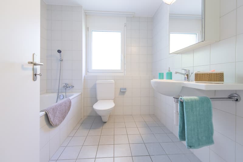Badezimmer mit Badewanne