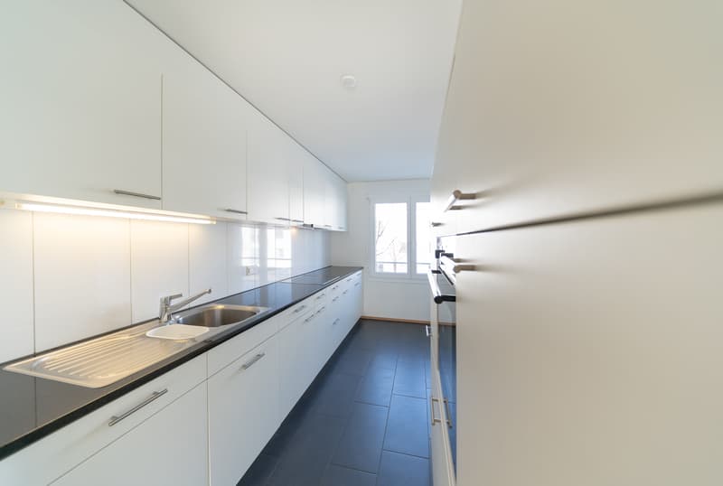 Schöne Wohnung sucht neuen Besitzer (3)