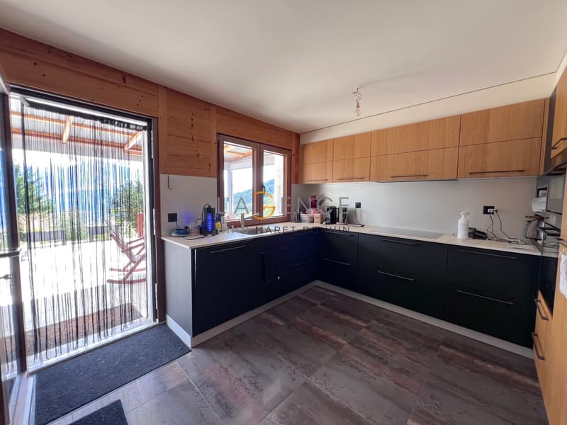 Charming Renovated Chalet in the Mayens of Conthey (3)