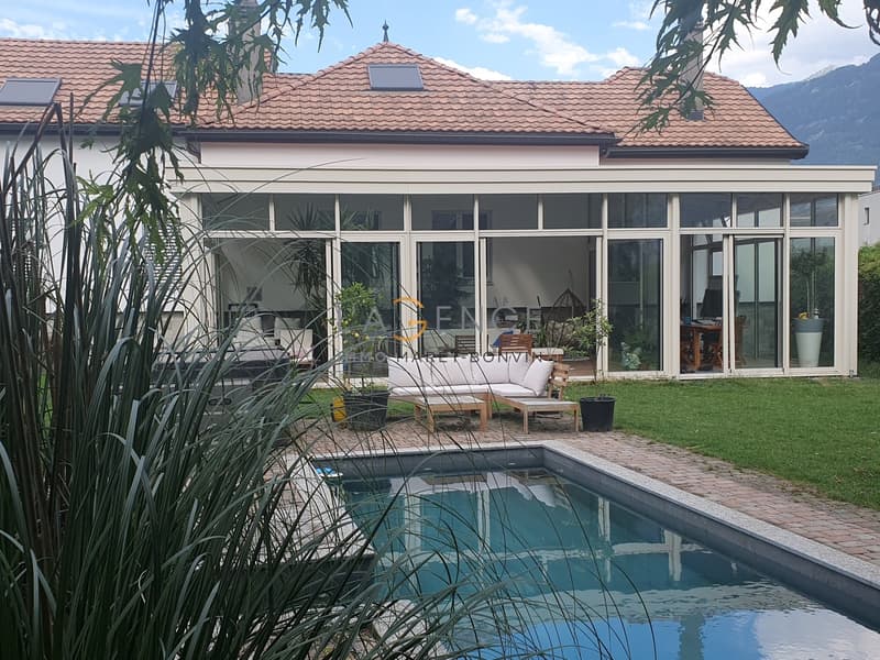 High-Standard Villa with Swimming Pool (1)