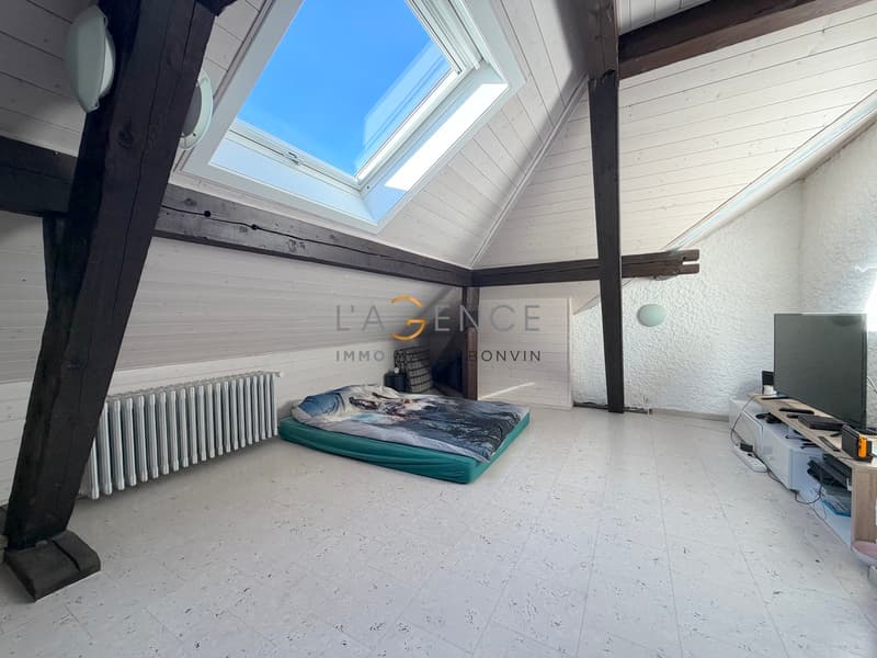 High-Standard Villa with Swimming Pool (8)