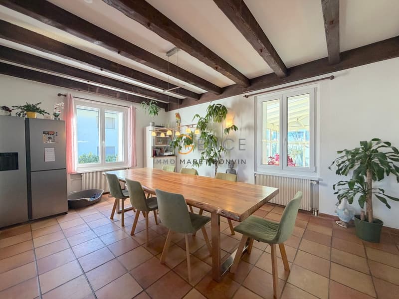 High-Standard Villa with Swimming Pool (6)