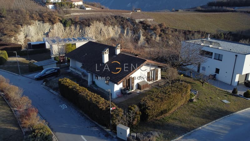 Individual villa on a 836M2 plot of land (1)