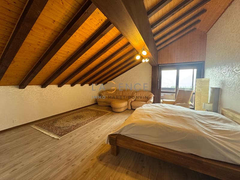 Attic duplex with 4.5 rooms - breathtaking view (9)