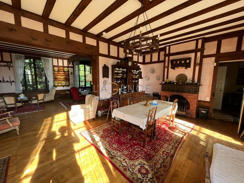Magnifique maison de Maitre sur 6500M² ! (3)