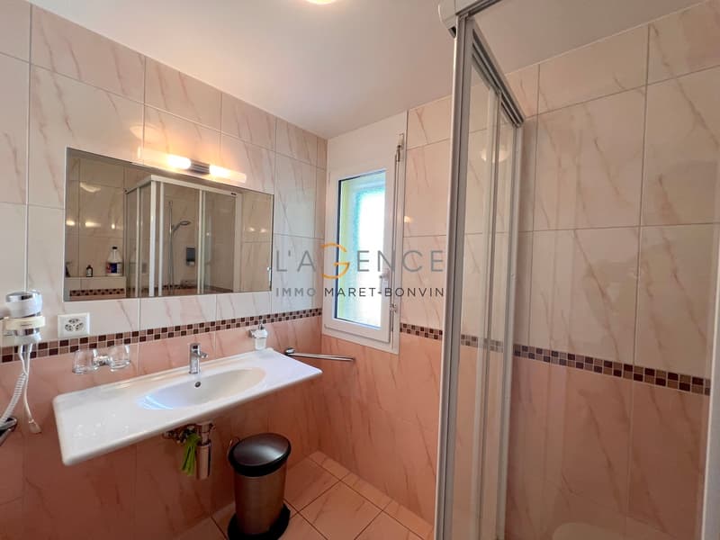 Exceptional Villa in Venthone (10)