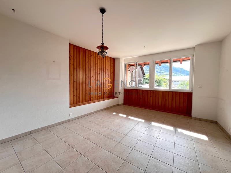 Renovated Village House with 100m2 Garden (3)