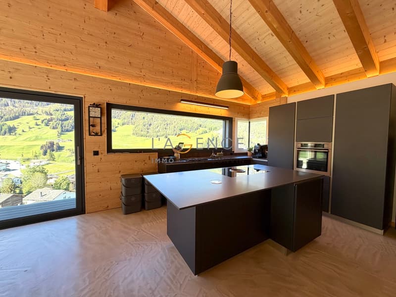 Exceptional Chalet with Panoramic View (3)