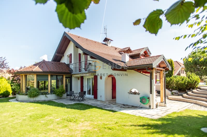 Neuvecelle - Haus mit 8 Zimmern und 189M2 (1)