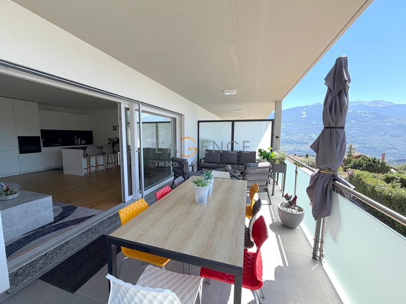 APPARTEMENT DE 4,5 PCES AVEC GRANDE TERRASSE DE 21 M2 (1)