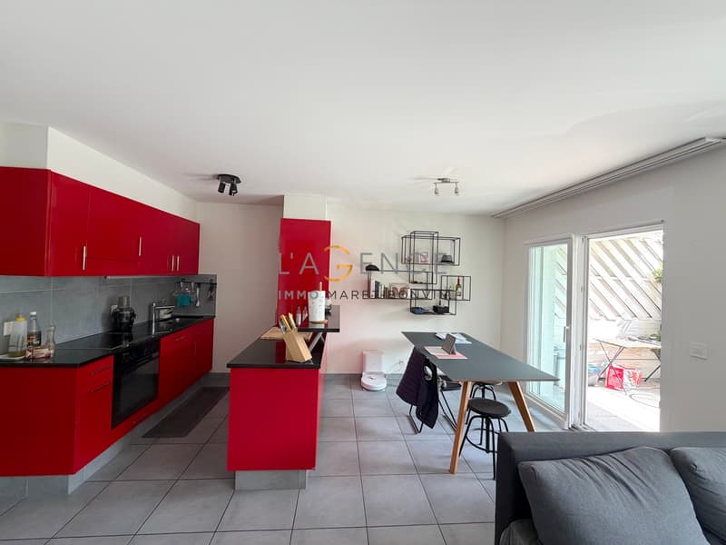 APPARTEMENT 3,5 PCES AVEC TERRASSE ET JARDIN PRIVATIF-SION (2)