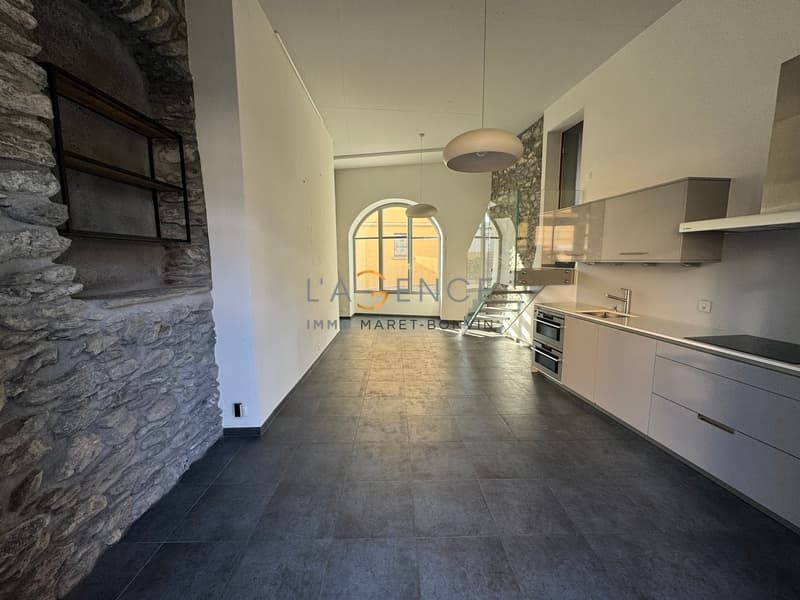 Splendide appartement de 2.5 pièce avec terrasse ! (1)