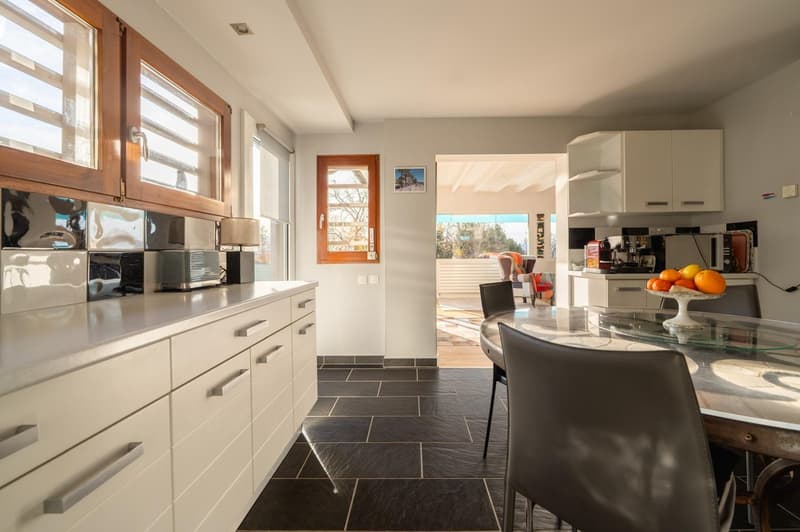 Magnificent 8-room house with pool and panoramic view in Annecy-le-Vieux (6)