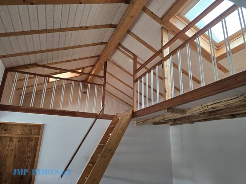 Exclusive villa of very good standing in the heart of the village of Granges (44)