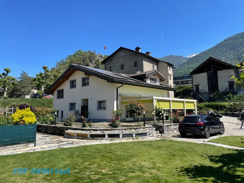 BELLE OPORTUNITÉ villa d'un très bon standing au coeur du village de Granges (1)