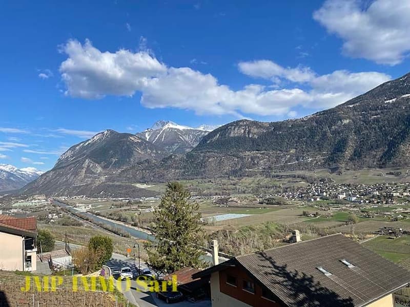 À saisir maison villageoise à rénover avec vue et ensoleillement (14)