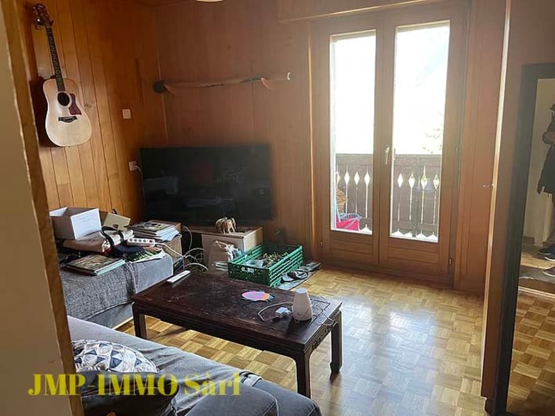 À saisir maison villageoise à rénover avec vue et ensoleillement (10)
