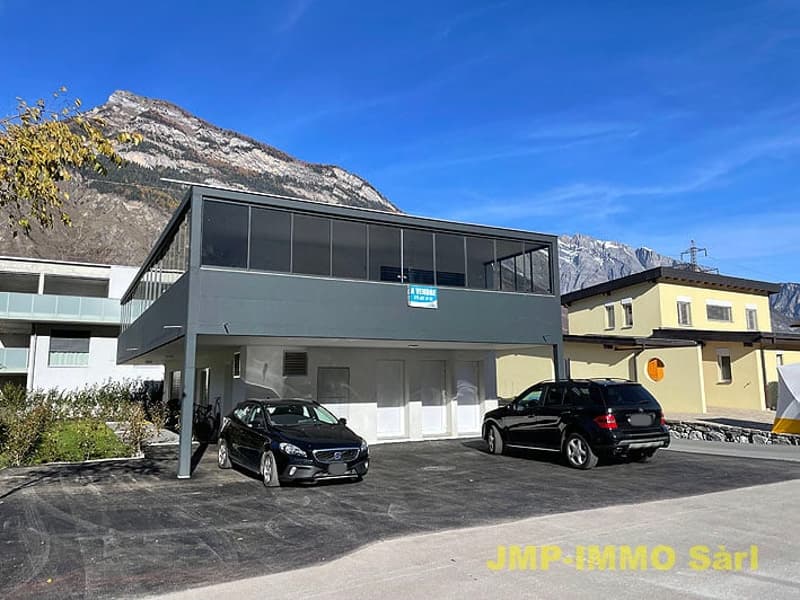 Très bel appartement en attique dans petite PPE (1)