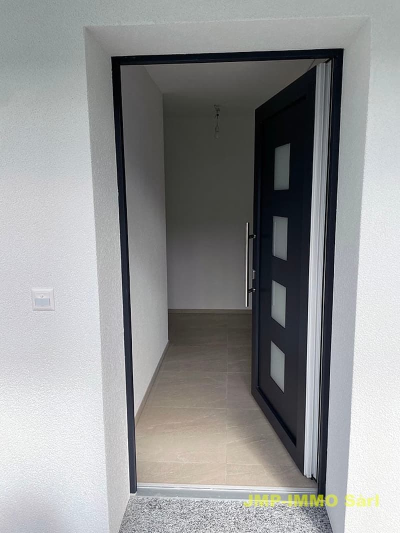 Très bel appartement en attique dans petite PPE (5)