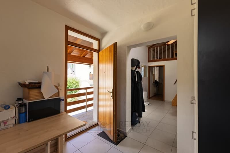 Magnifique villa de 6.5 pièces à Granges VS – Charme, espace et tranquilité (46)