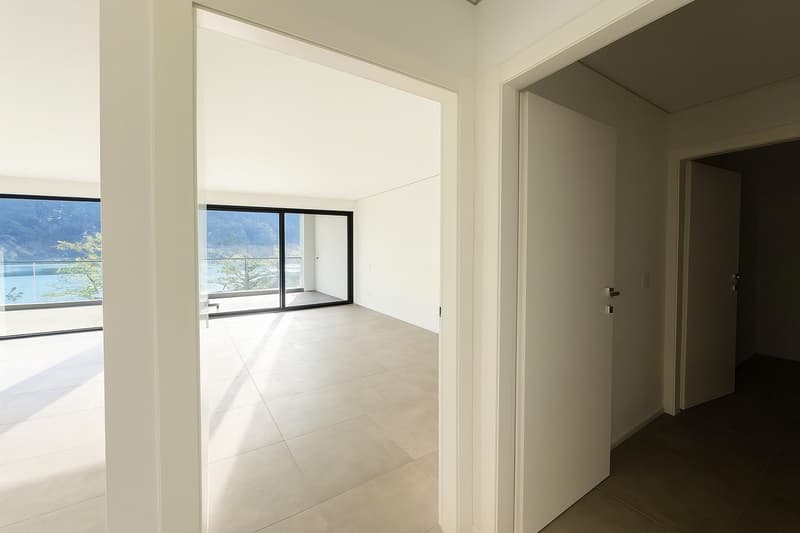 Monteggio | 2,5 Lokale Modern | Miete 1'350 | Nebenkosten 180 (10)