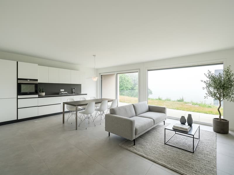 MONTEGGIO 2.5 con giardino | Pigione 1'600 | spese 150 | posteggio 100 (1)