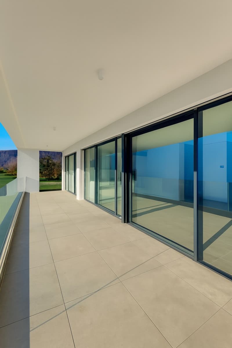Modernes Monteggio mit großer, heller Terrasse 3.5 Zimmer | (2)